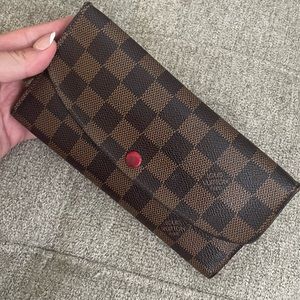 Louis Vuitton Emilie Wallet